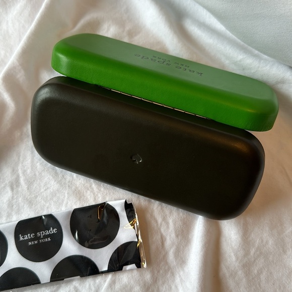 Kate Spade - Picture 4 of 4